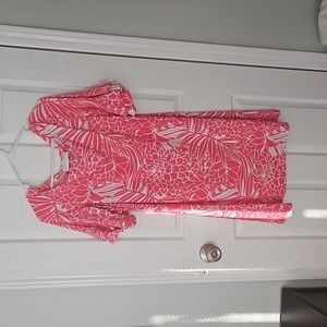 Super cute papagallo dress vacation or resort wear. Shoulder to end 36 inches